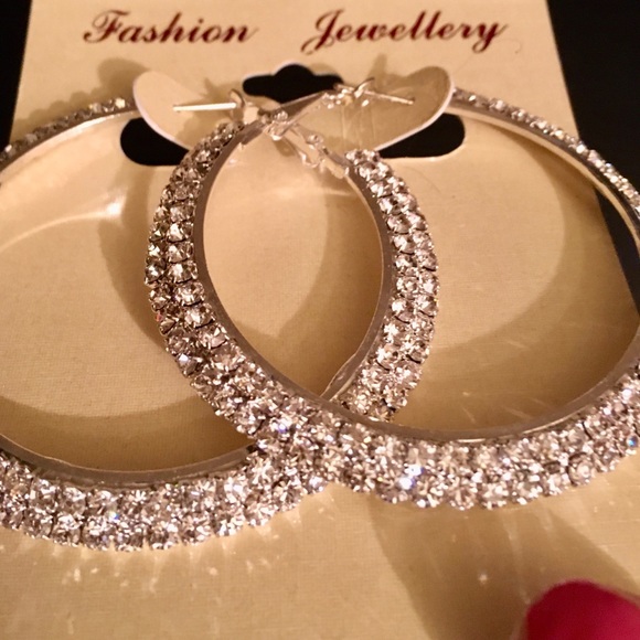 Three row rhinestone hoop earrings. - Picture 4 of 5